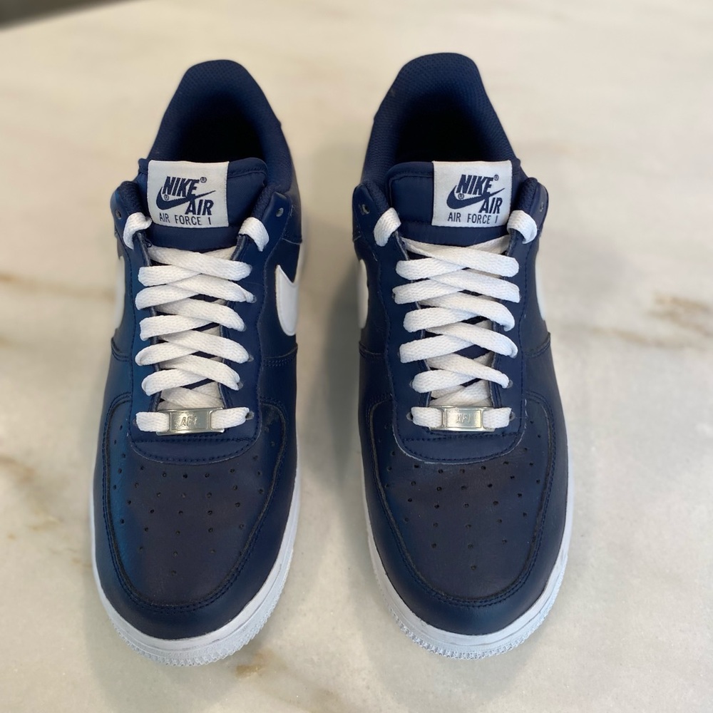 Nike Air Force 1 Men 8 / Women’s 9.5